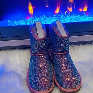 Ugg Mini Bow Cosmos in Quartz